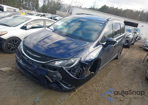 2017 Chrysler Pacifica Touring-L из США, поврежденный, VIN 2C4RC1BG2HR771592